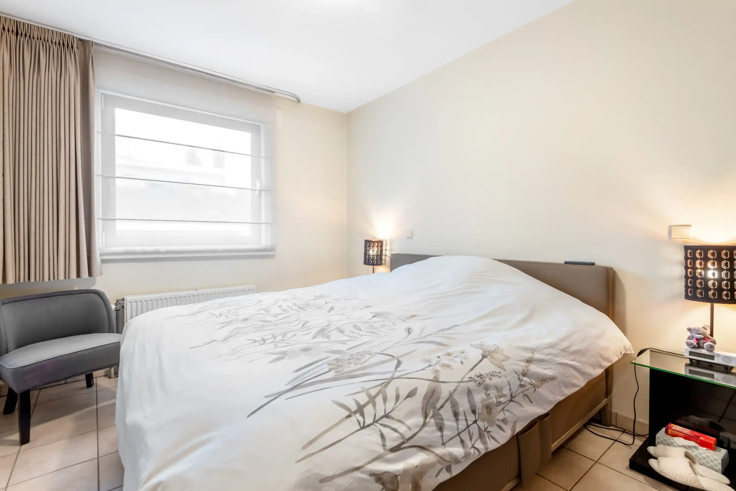 Heel centraal en verzorgd app. vlakbij het Van Bunnenplein. Parking mogelijk. foto 11