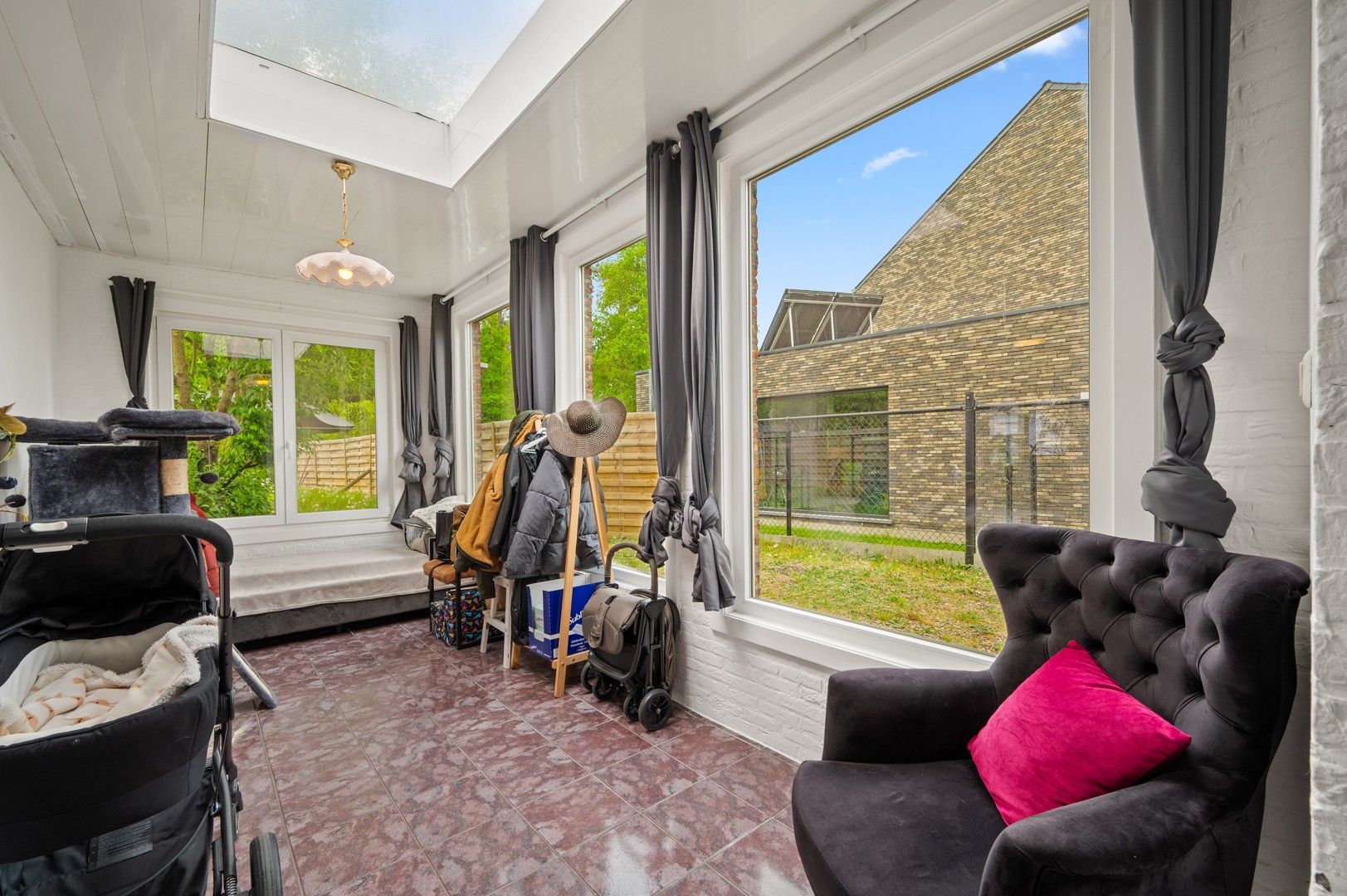 Charmante woning in een groene en rustige woonomgeving foto 11