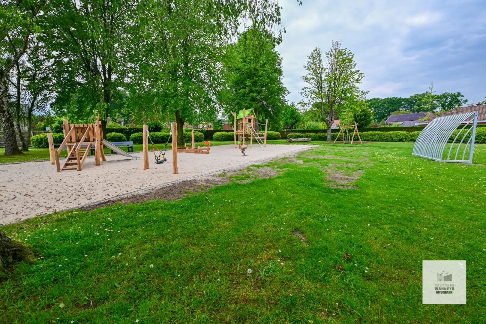 Open bebouwing met 4slpk op toplocatie  foto 13