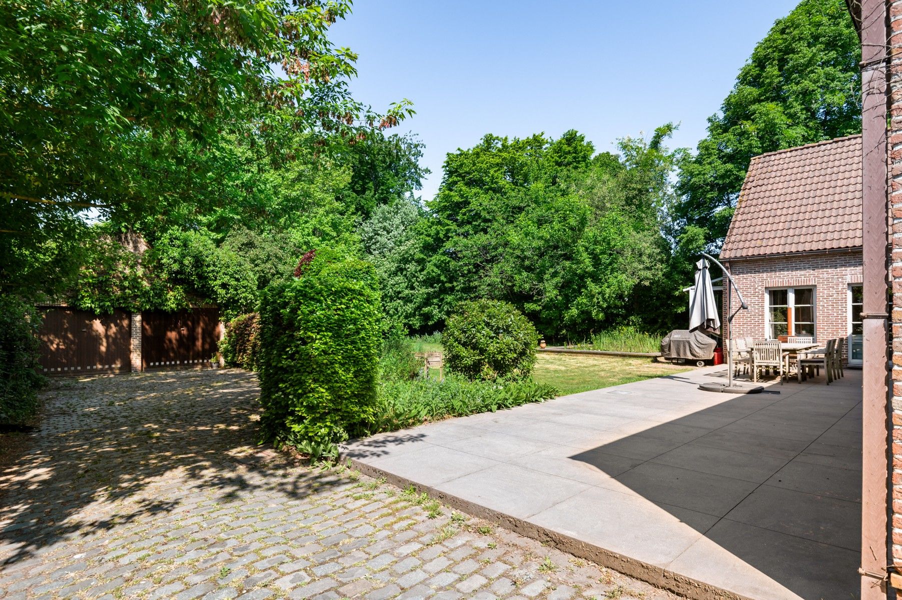 Ruime villa op toplocatie foto 5