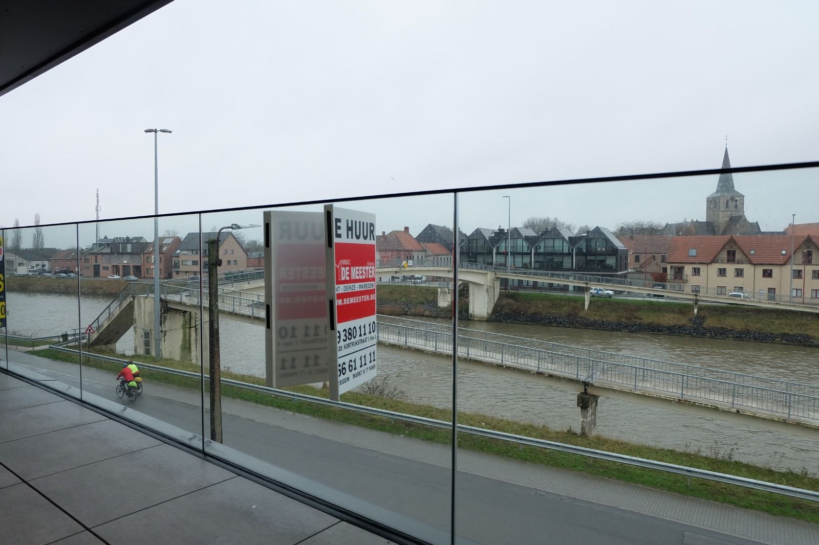 Appartement met frontaal zicht op het Schipdonkkanaal foto 6