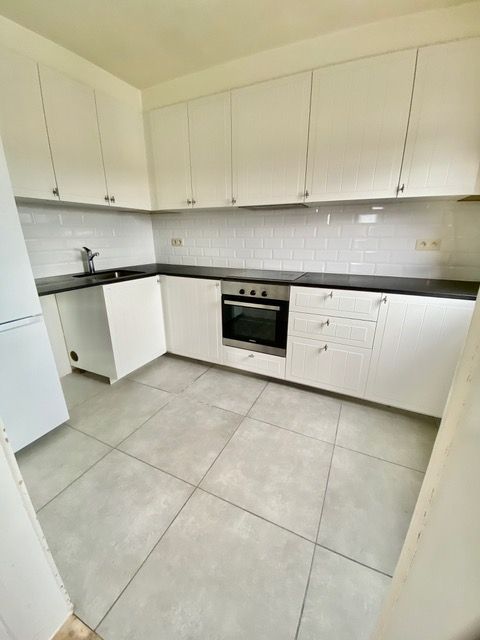 Charmant, ruim appartement met 3 slk aan Miljoenenkwartier foto {{pictureIndex}}