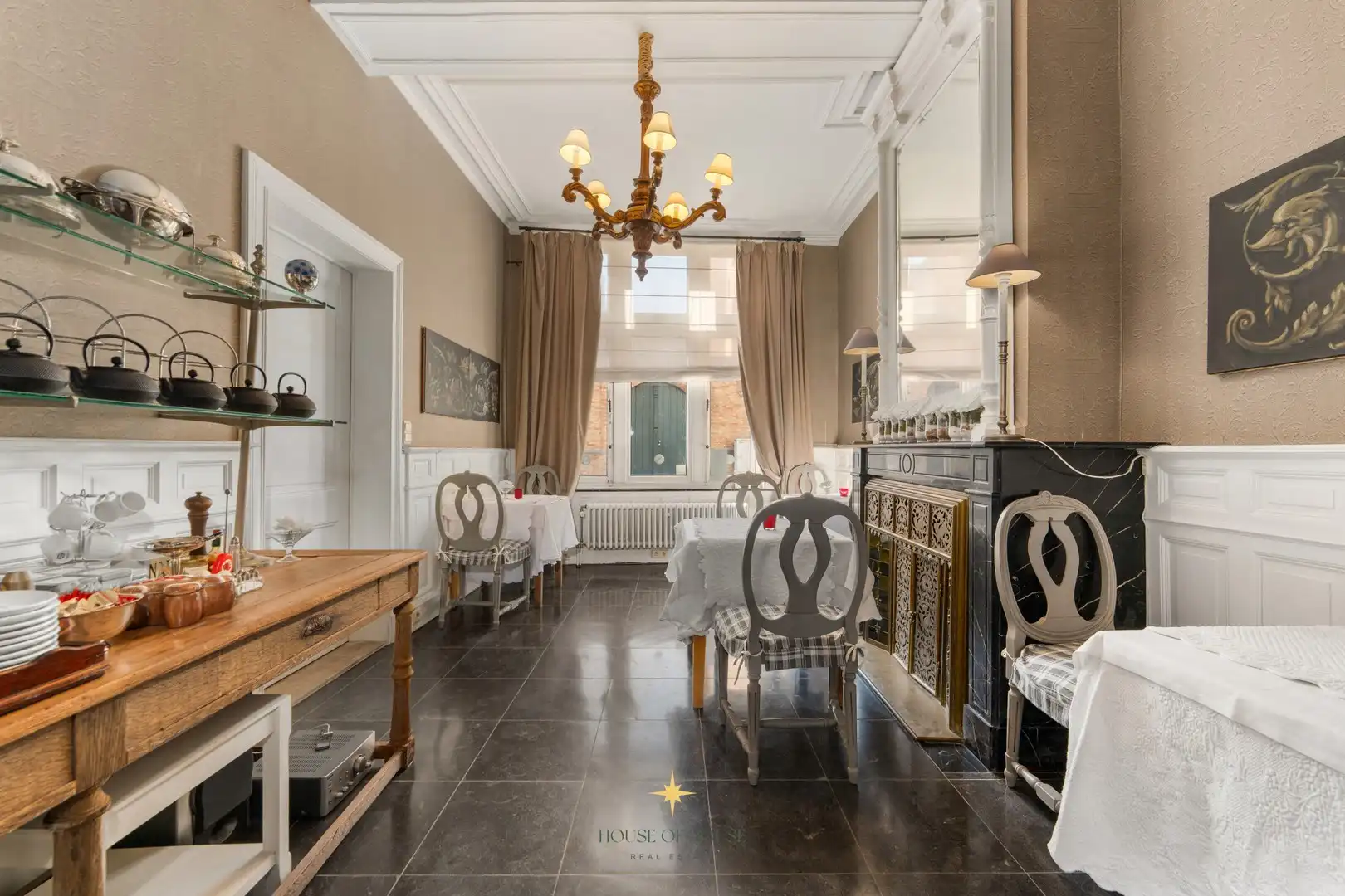 Exclusieve Guesthouse-B&B in historisch Brugge – “Maison le Dragon” / “Hier in De Draecke” foto 9