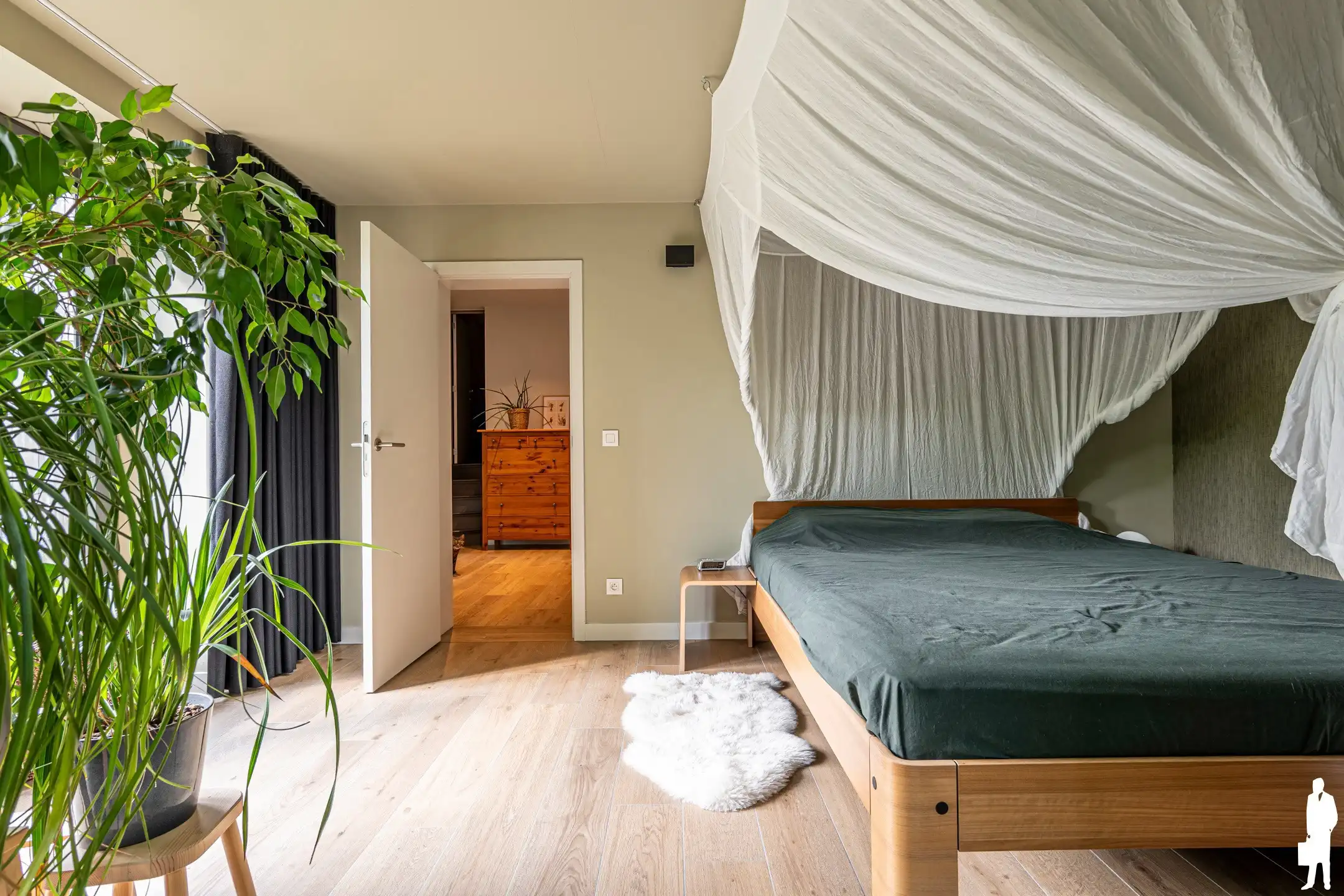 Unieke woning; architecturaal ontwerp, organische natuurtuin foto 16