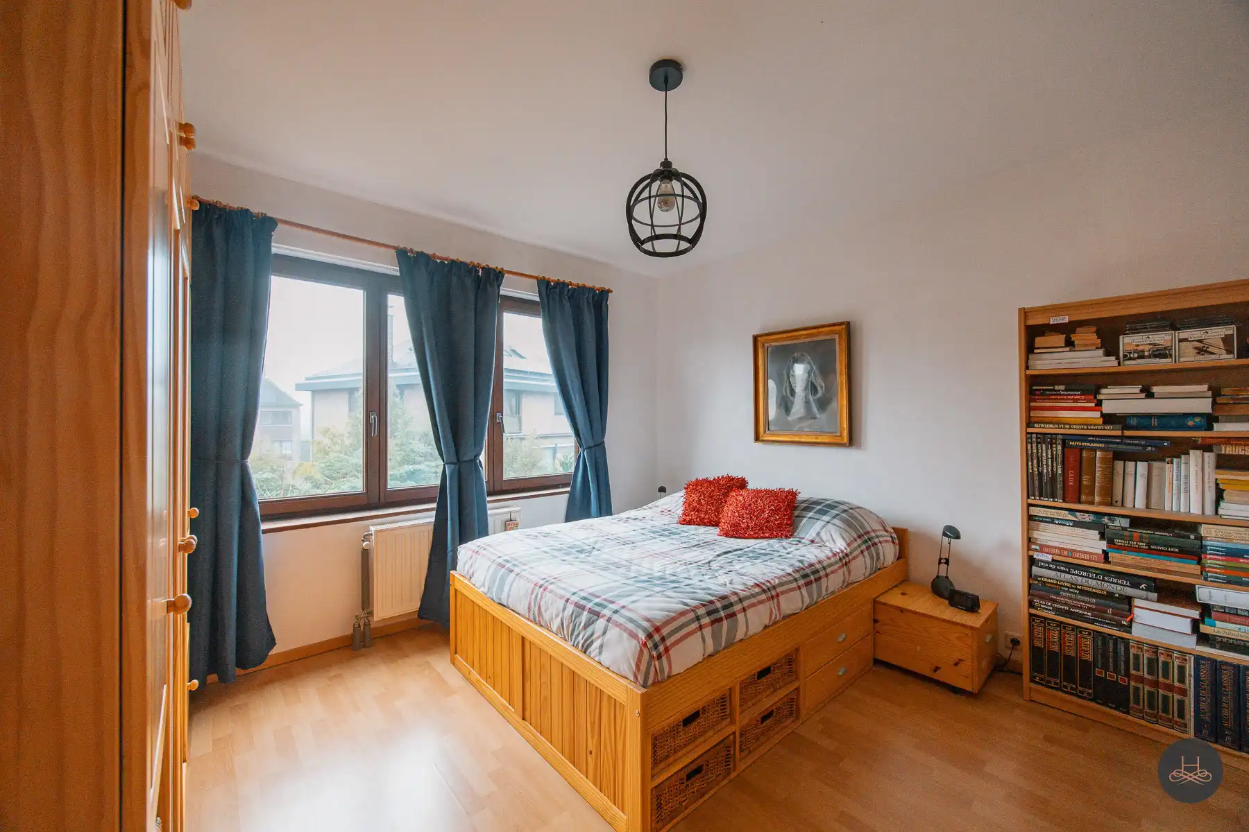 Warme, halfopen energiezuinige woning met dubbele garage foto 20