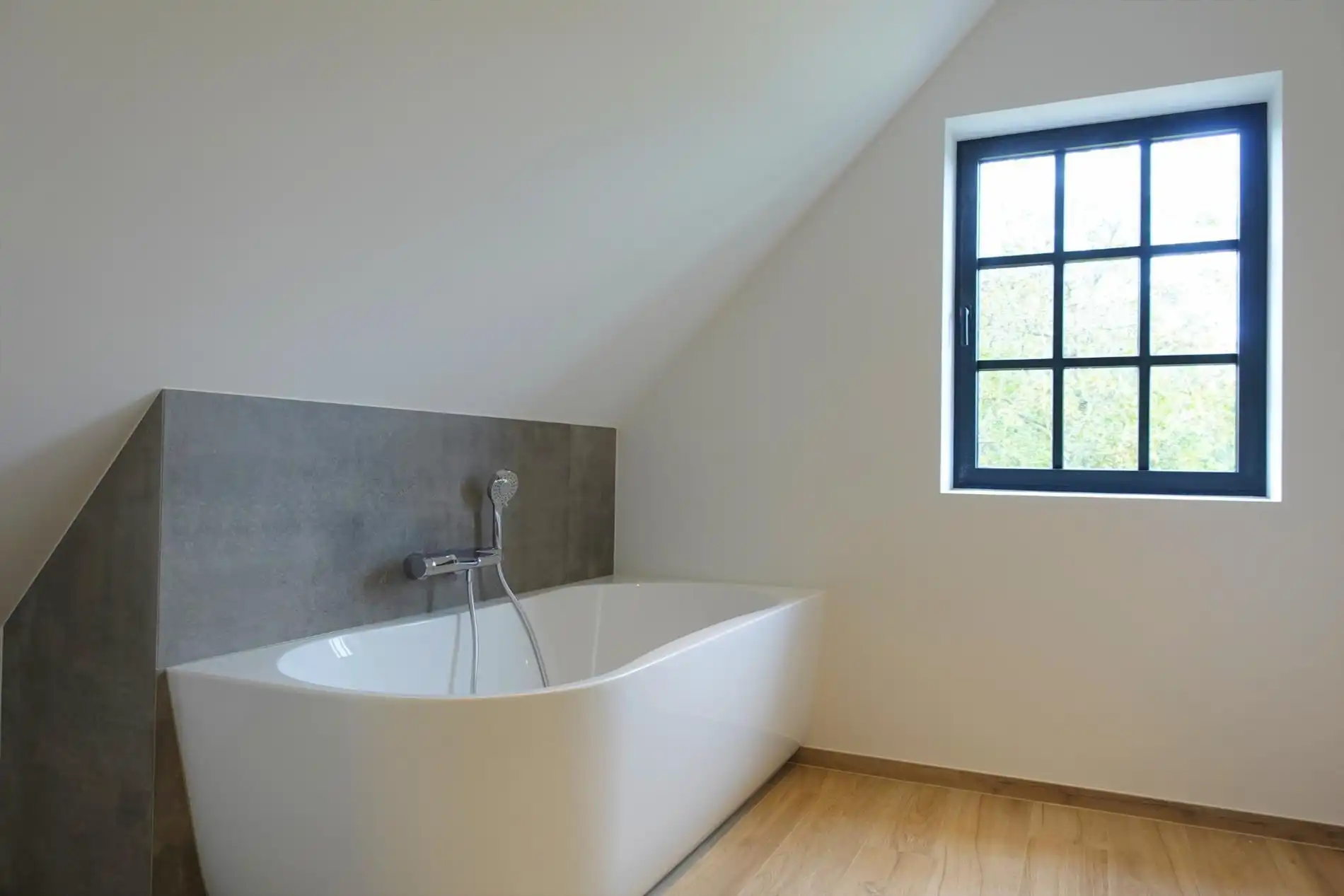 Prachtige villa met ruime tuin, landelijk uitzicht en uitgebreid beveiligingssysteem foto 16