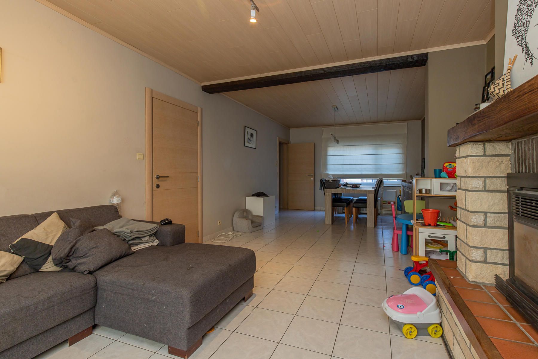LEDE - Ruime woning in rustige buurt. foto 12