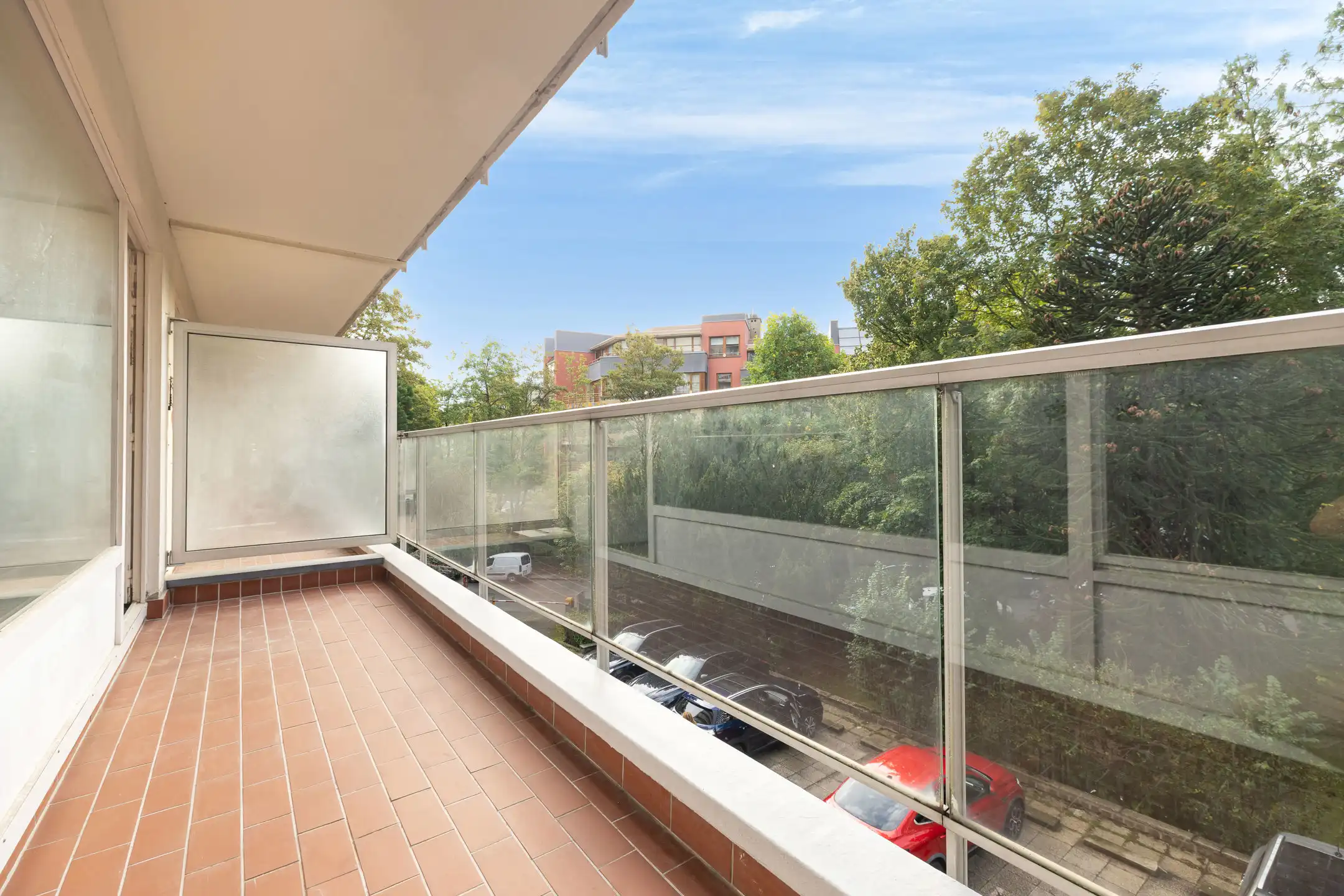 Ruime doorlopende woning met 1 slpkmr, 2 terrassen en EPB D foto 5