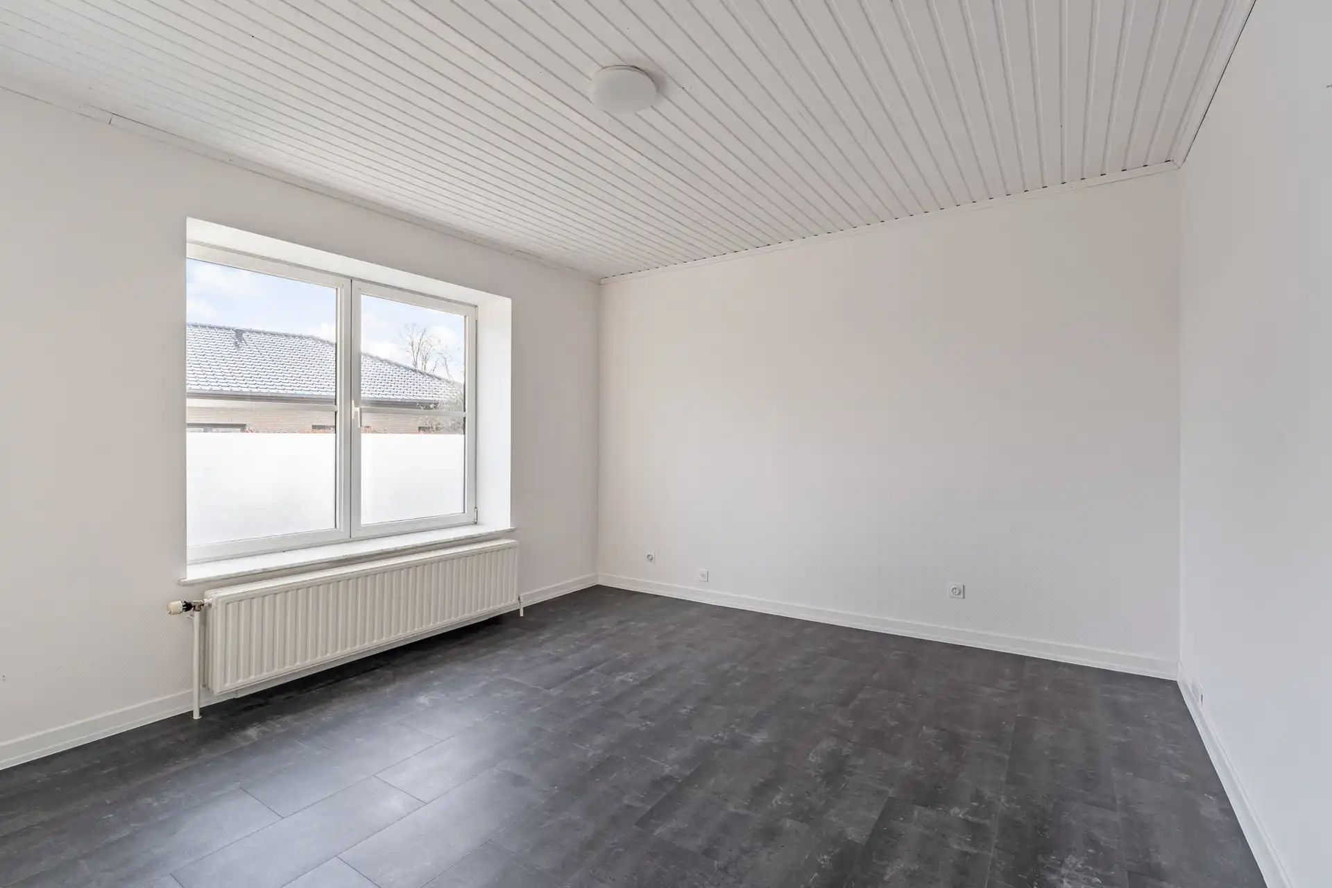 GUNSTIG GELEGEN PRAKTIJKRUIMTE TE BILZEN. foto 8