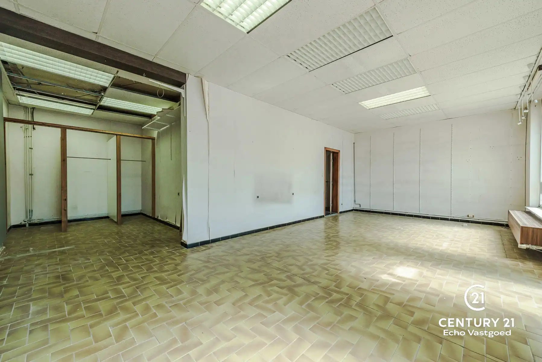 Ruim handelshuis op toplocatie in hartje Oud-Turnhout! foto 3