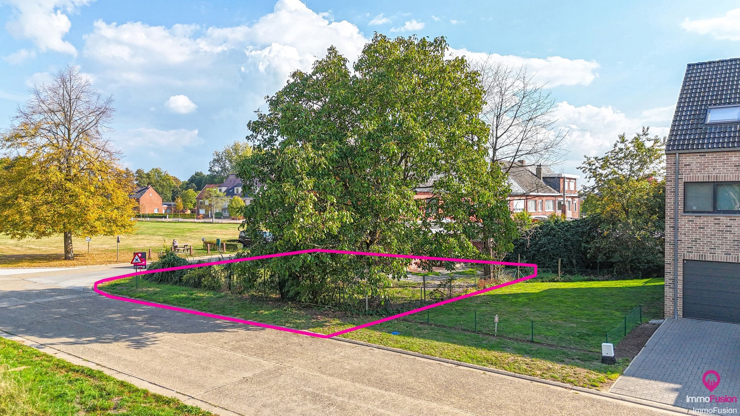 Rustig gelegen bouwgrond voor HOB  foto 3