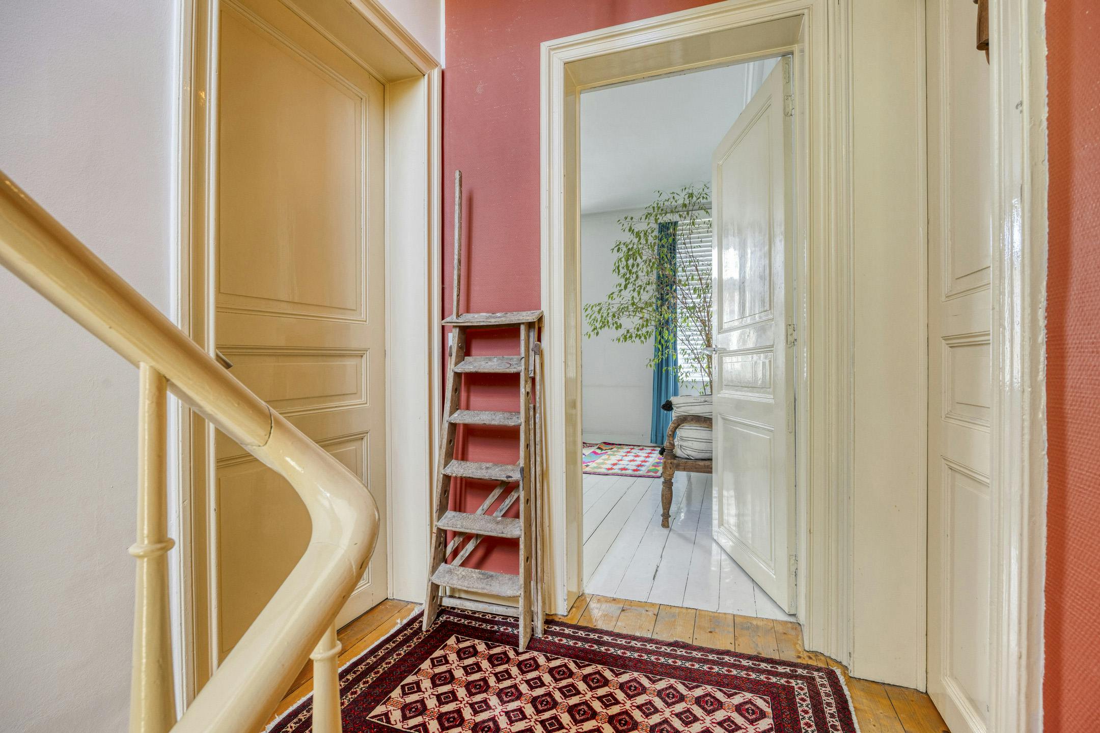 Karaktervolle herenwoning met ruimte, licht en charme foto 13