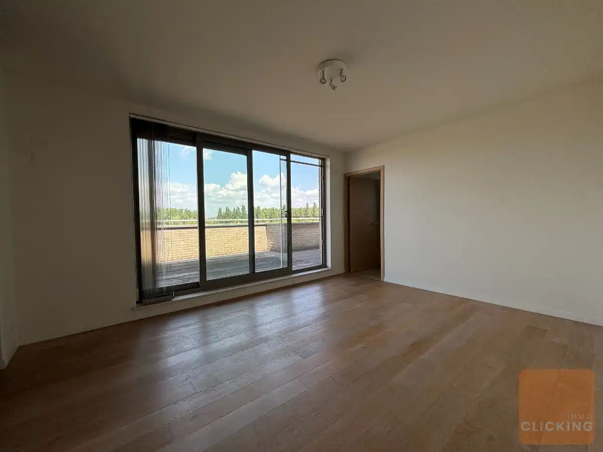 Uitzonderlijke penthouse met 3 slaapkamers en fantastisch terras (200m2) foto 9