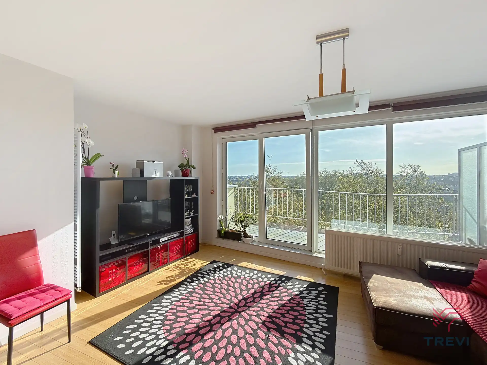 Prachtig appartement met 2 slaapkamers op de Louizalaan ! foto 2