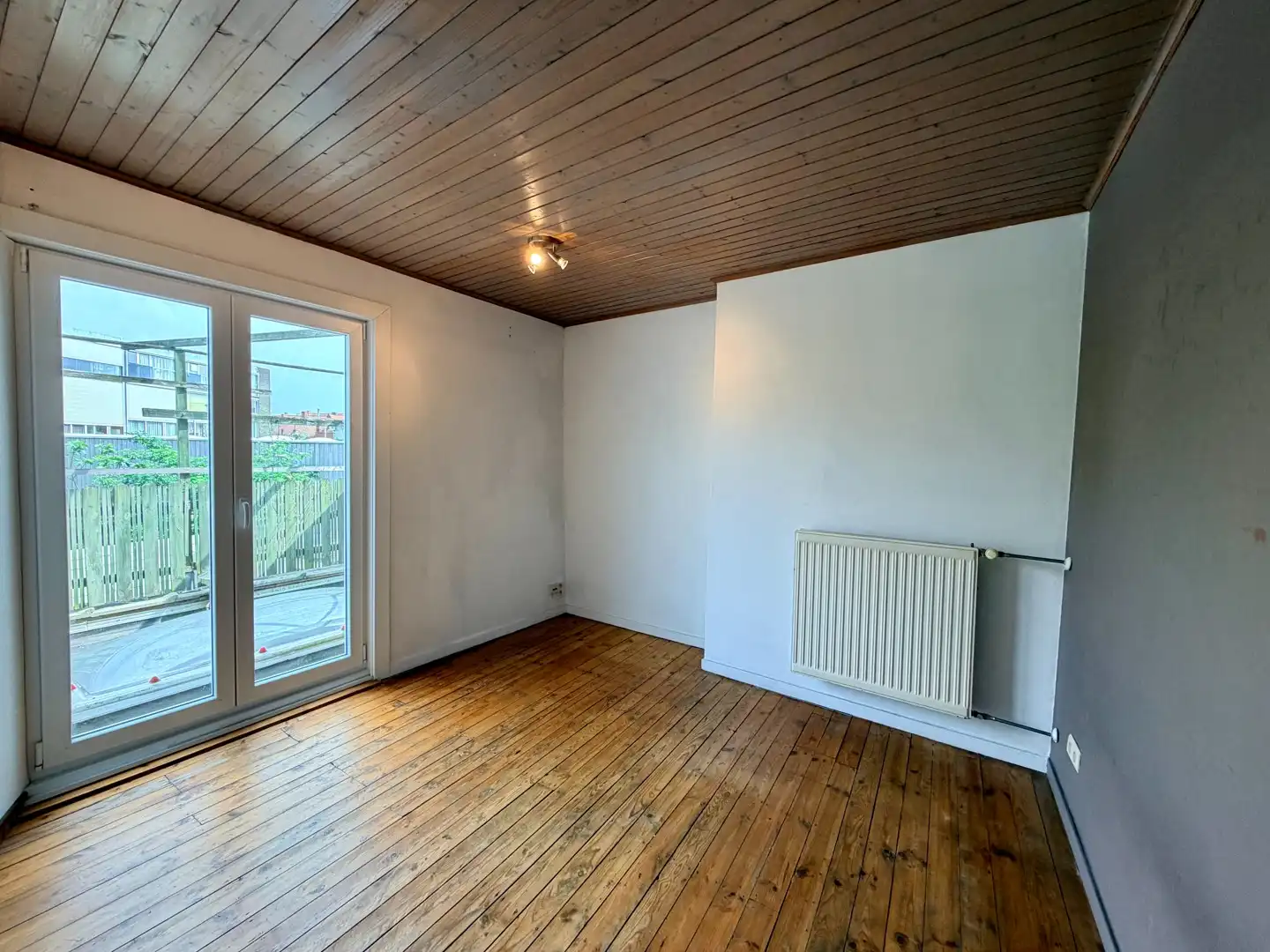 Instapklare woning in het centrum van Roeselare! foto 11