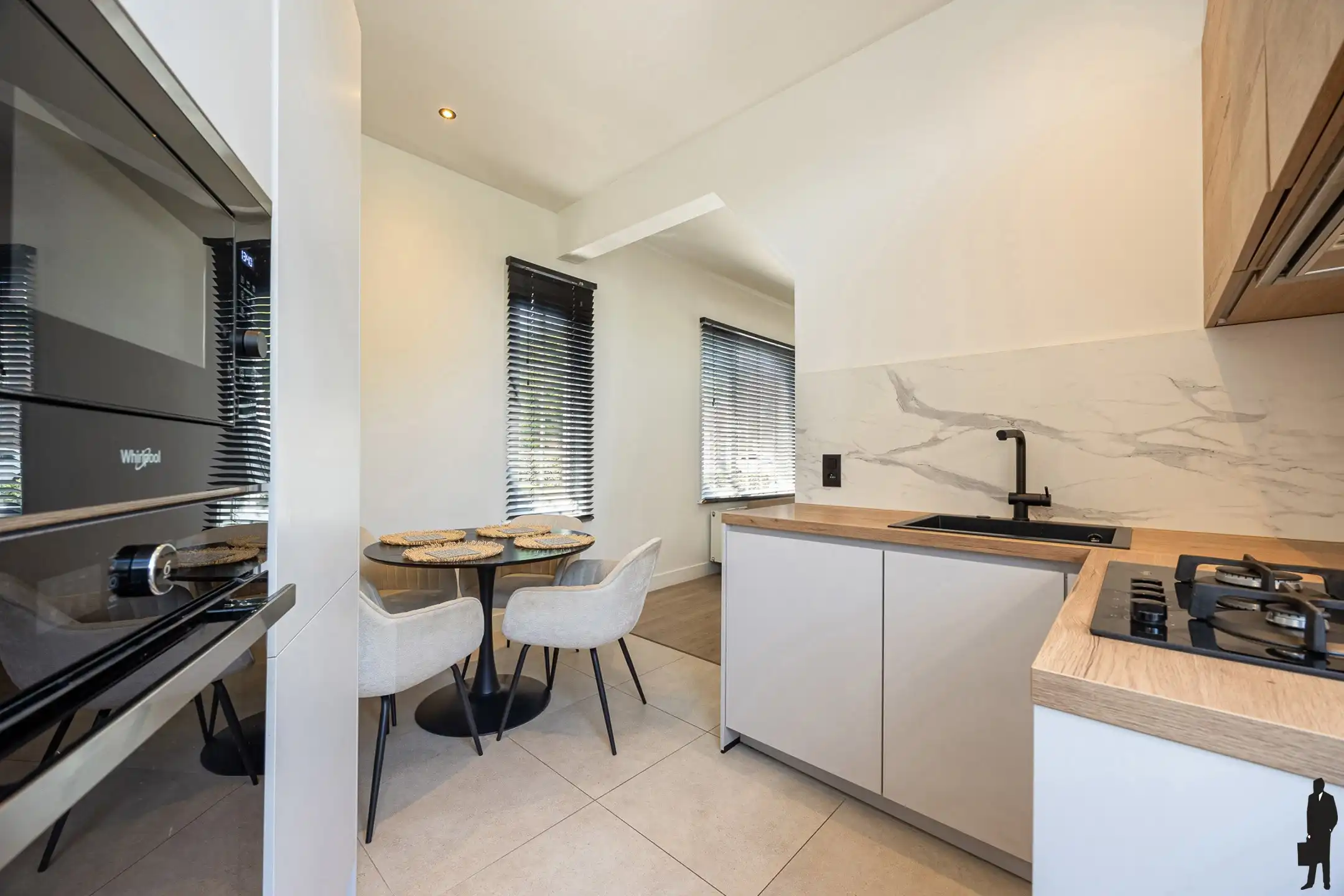 Instapklaar wonen op een centrale ligging in Hamme foto 5