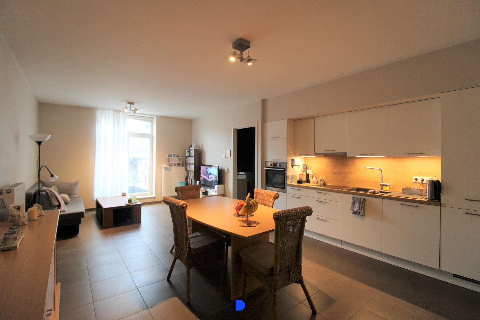 Mooi appartement op De Munt! foto 3