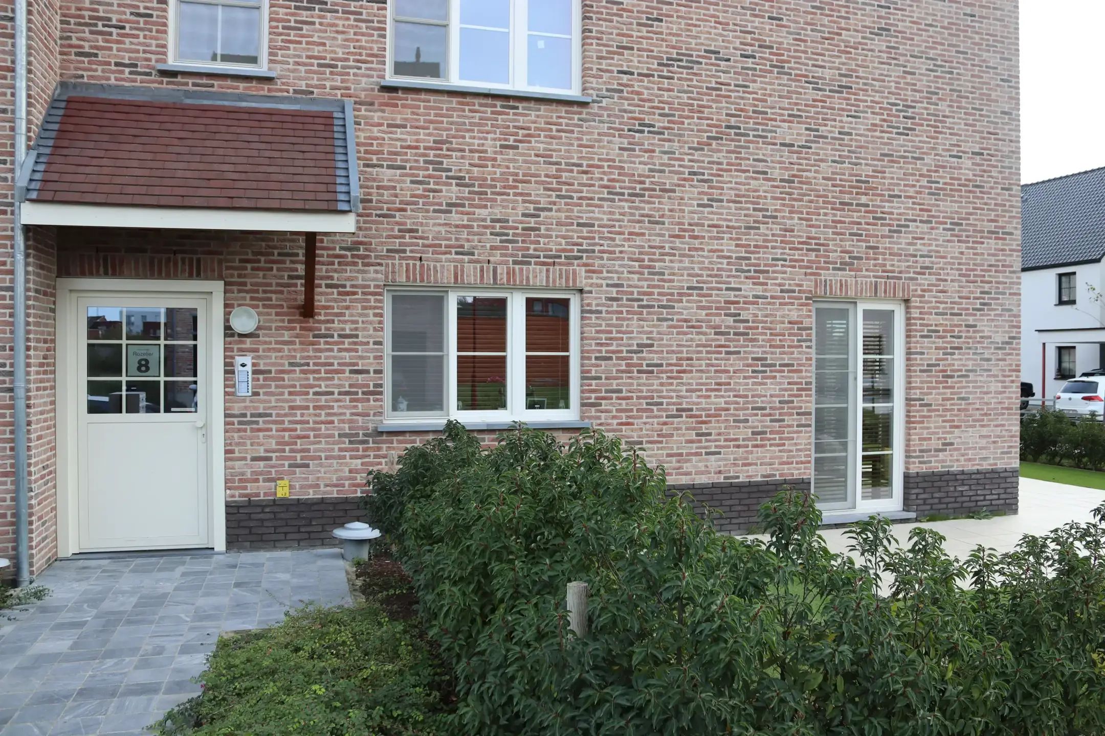 Serskamp - Gelijkvloers appartement met autostaanplaats foto {{pictureIndex}}