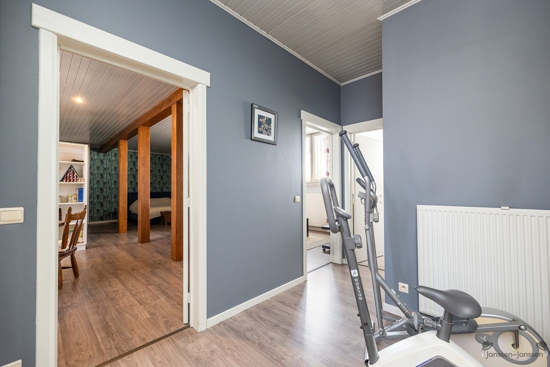villa op een perceel van 3.552 m² foto 35