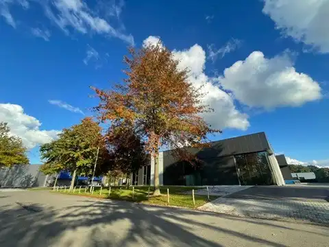 TE HUUR: BEDRIJFSUNIT 7 C foto 6