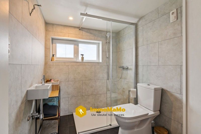 HUIS TE KOOP IN MOERBEKE (LOKEREN) foto 15