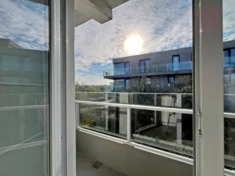 MODERN GERENOVEERDE STUDIO MET APARTE SLAAPHOEK VLAK BIJ DE ZEE EN HET SYCOD foto 13