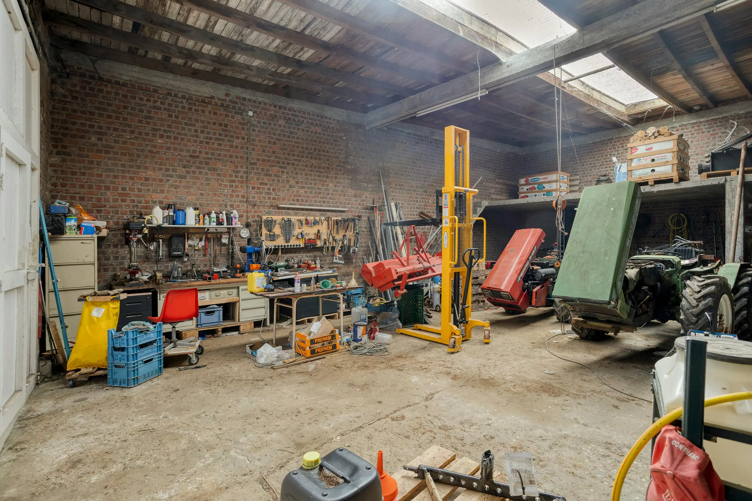 Mooi gelegen landhuis te koop in Meerbeke foto 28