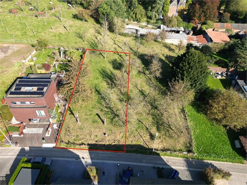 GOED GELEGEN BOUWGROND GESCHIKT VOOR OPEN BEBOUWING GELEGEN IN HET LANDELIJKE GROOT-GELMEN foto {{pictureIndex}}