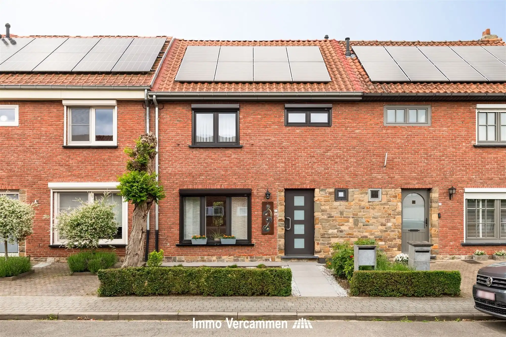 Zeer goed onderhouden woning op een A - locatie te Mechelen foto 2
