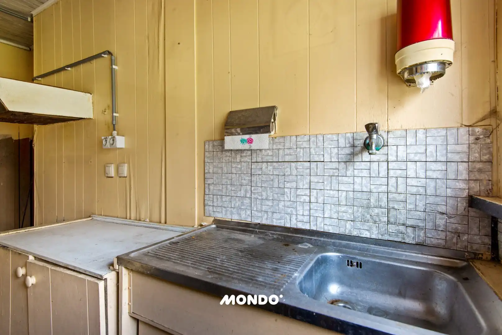 Te renoveren woning met tuin en garage op rustige ligging in Boom foto 10