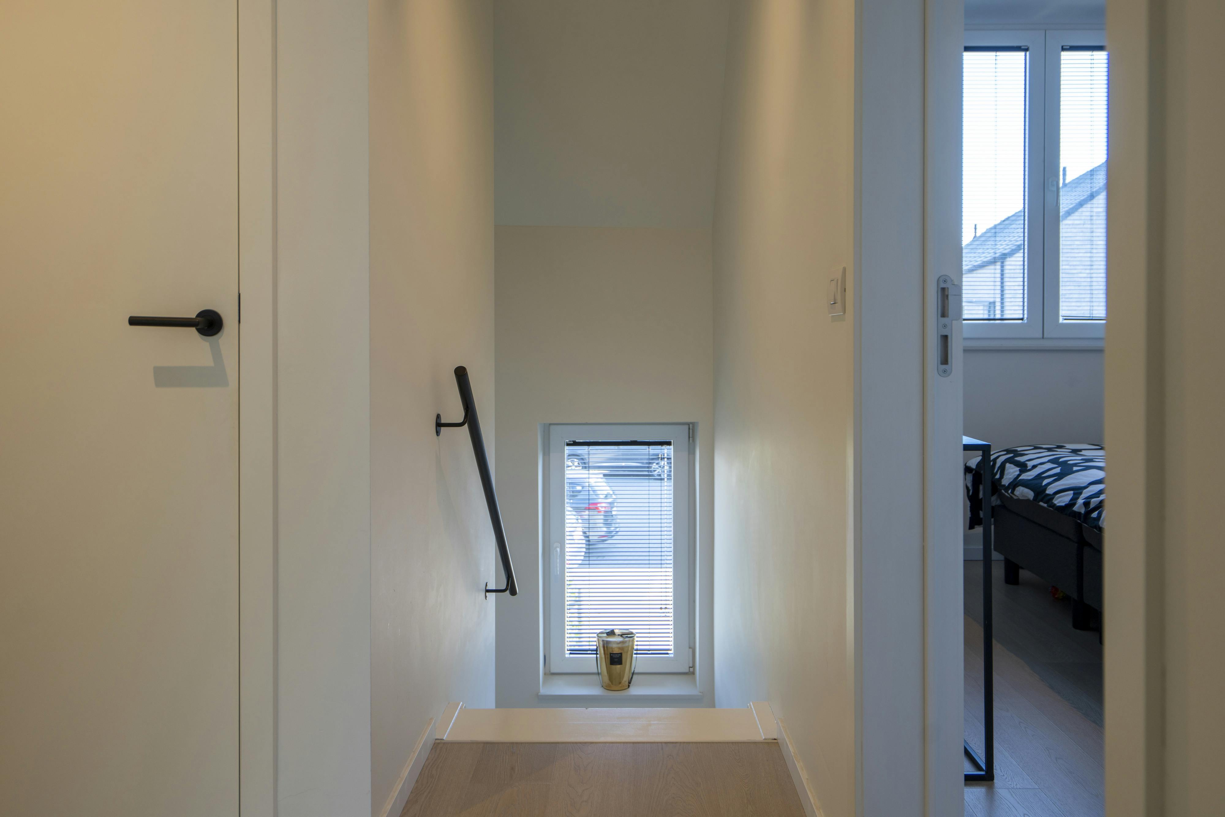 Instapklaar huis te koop te Kortrijk foto 13