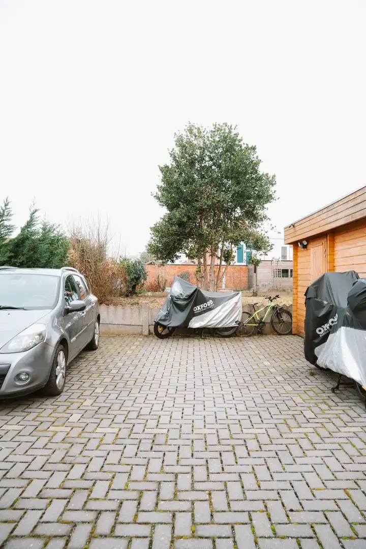 Duplex appartement met 3 slaapkamers, 2 badkamers en 3 autostaanplaatsen. foto 26