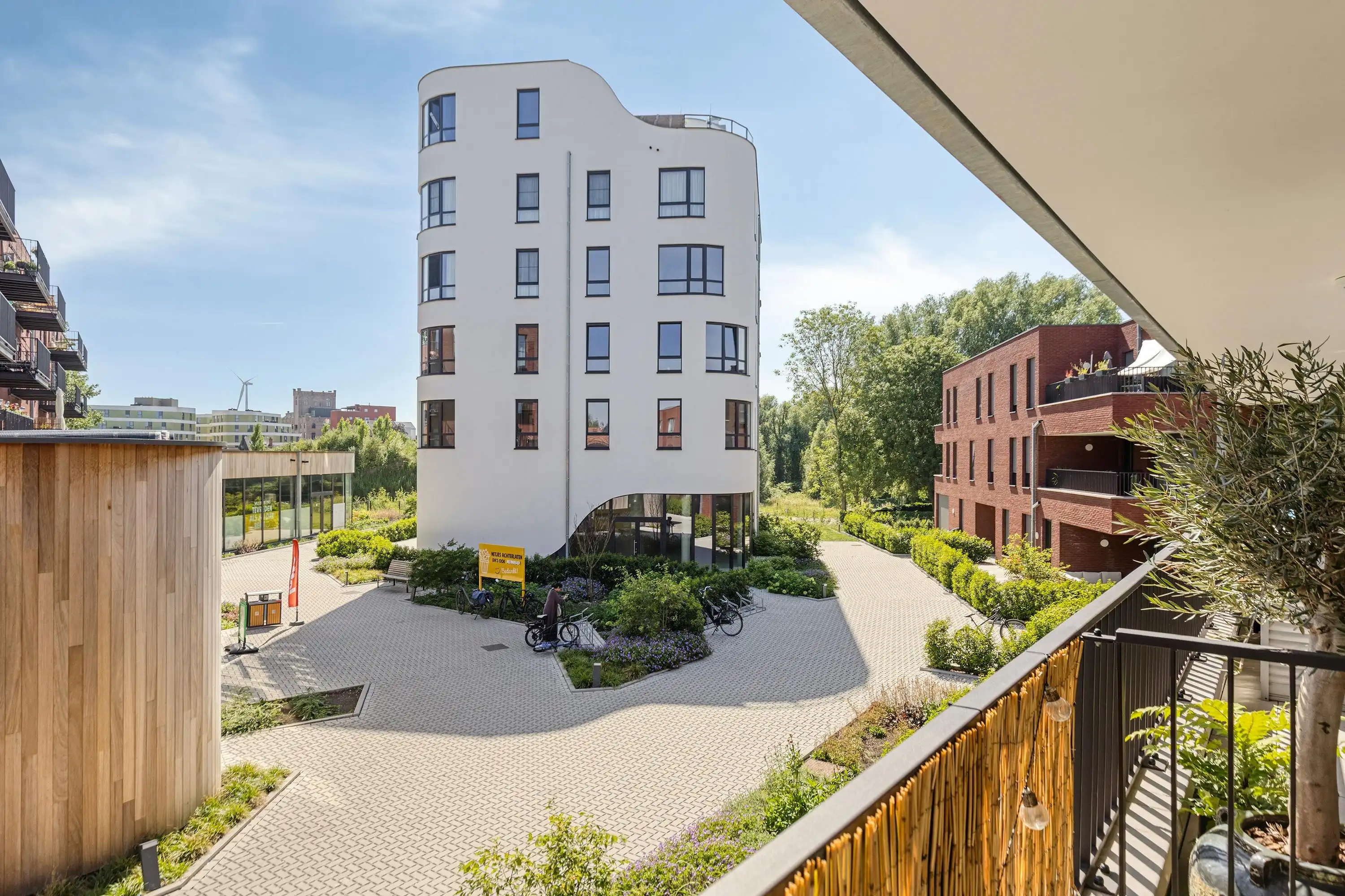 Recent en energiezuinig appartement met 1 slaapkamer in Boom foto 14