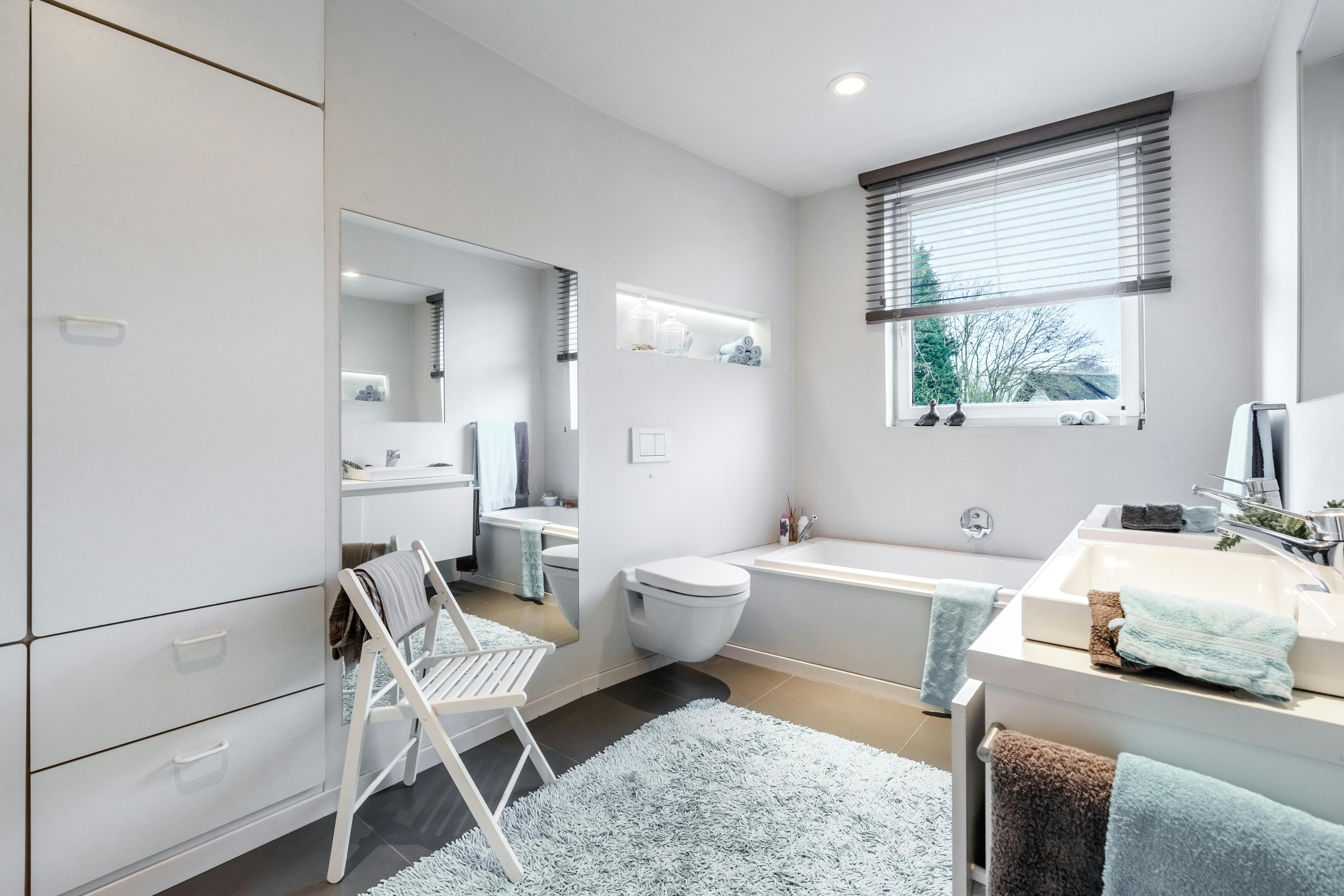 Magnifiek herenhuis te koop op 100m van de Menenpoort in Ieper foto 35