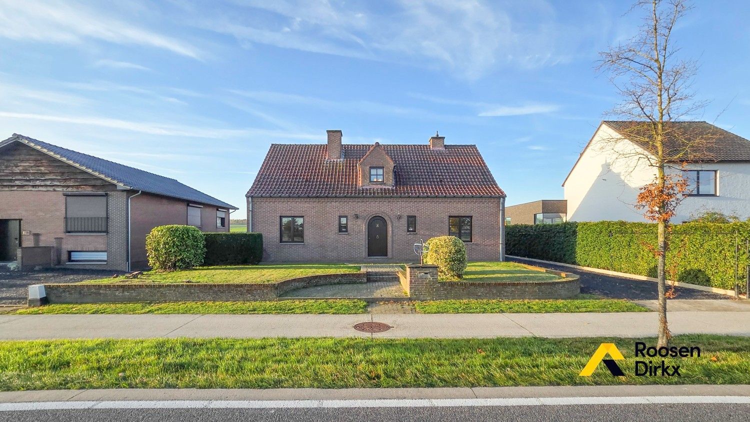 Degelijke woning met 3 slaapkamers en prachtig zicht op ±9 are! foto 2