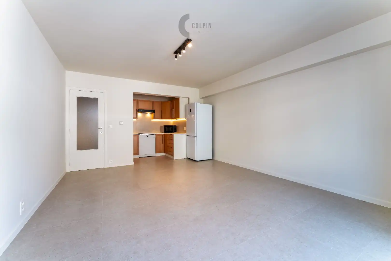 Smaakvol en instapklaar 2 slaapkamerappartement met zijdelings zeezicht foto 7
