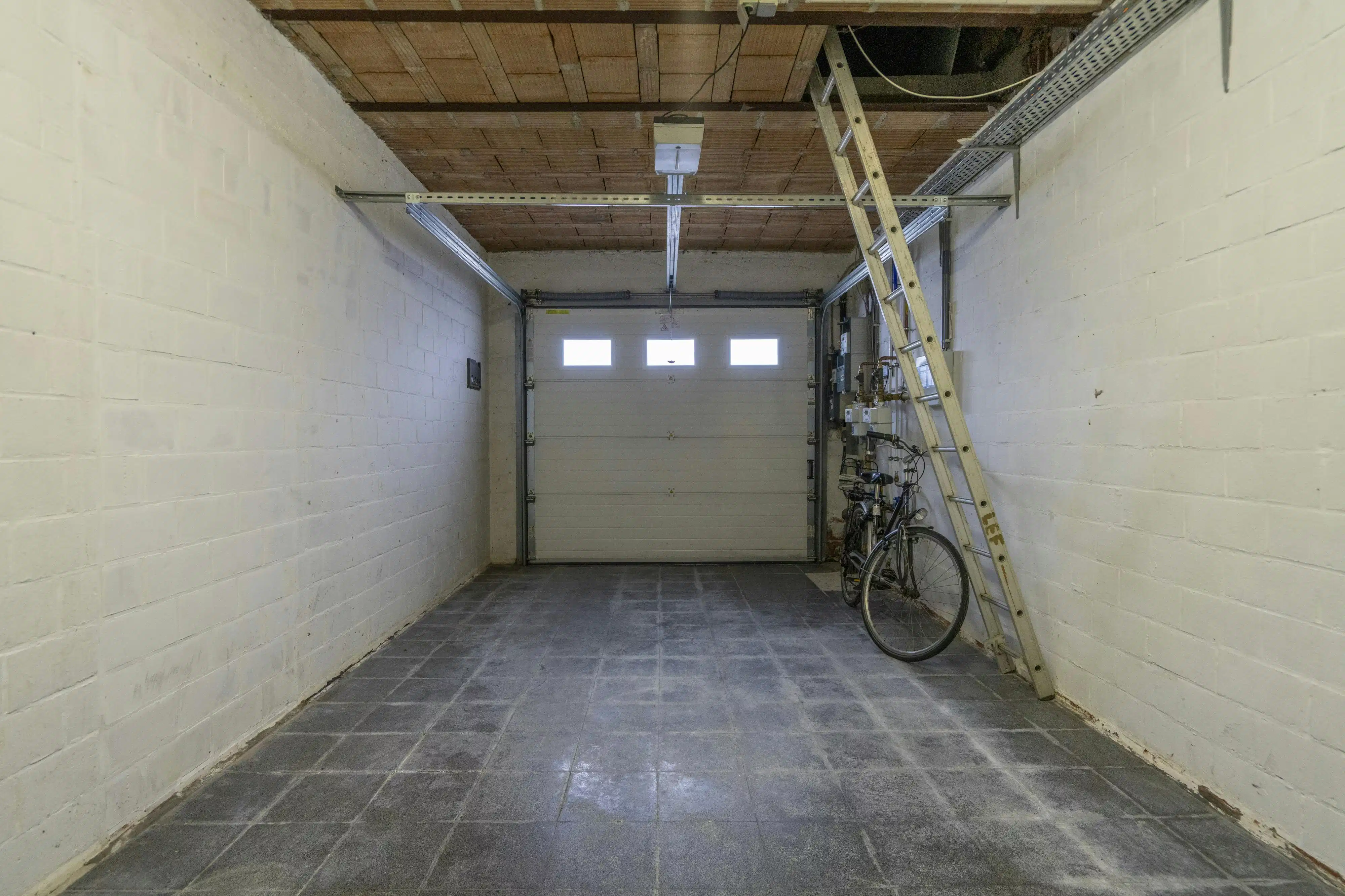 Commercieel interessant pand met woonst in Rekkem foto 10