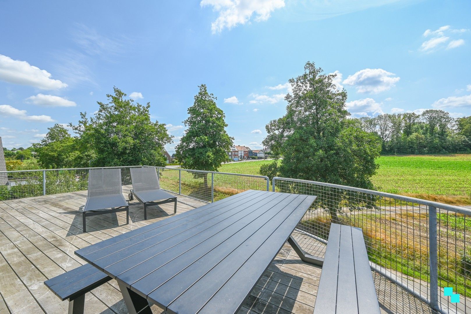 Ruim duplex appartement met riant dakterras en landelijk verzicht foto 20