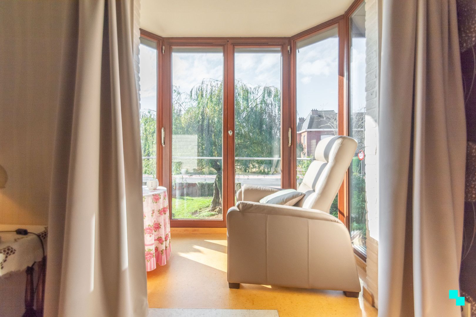 Charmante woning te koop in het hart van Merelbeke foto 4