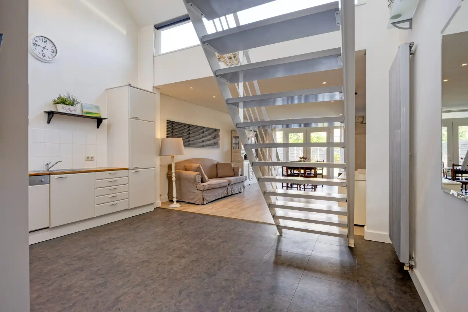 Gezellige instapklare woning met 1 SLPK in het centrum van Retie foto 3