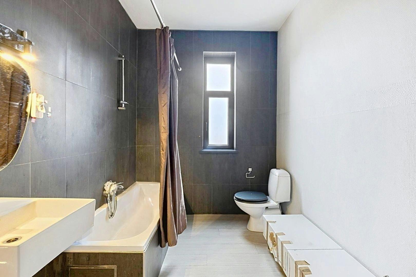 Huis te koop in Ieper centrum  foto 12