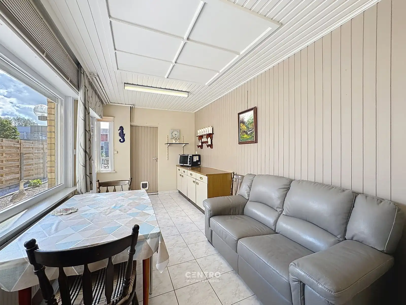 Gezellige woning met 3 slpks, ZUIDger. tuin én aanpalende garagebox te Uitkerke! foto 8
