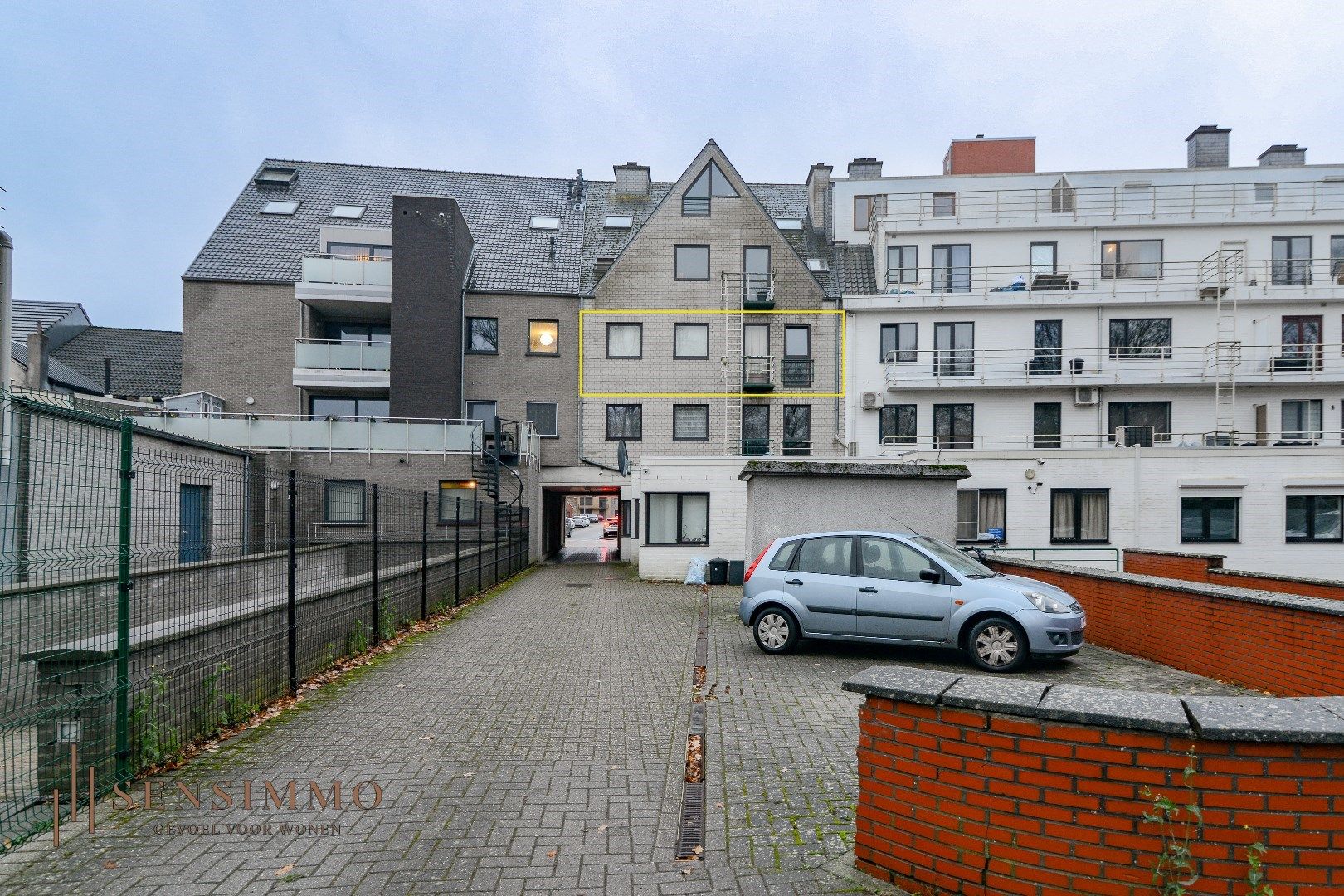 Strategisch gelegen tweeslaapkamerappartement – Perfect voor investering foto {{pictureIndex}}