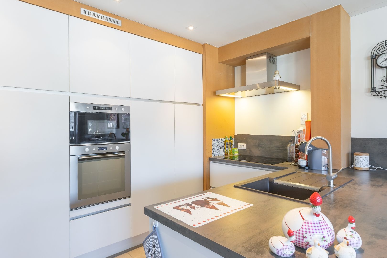 Instapklaar appartement met 3 slaapkamers te Nieuwpoort-Stad. foto 4