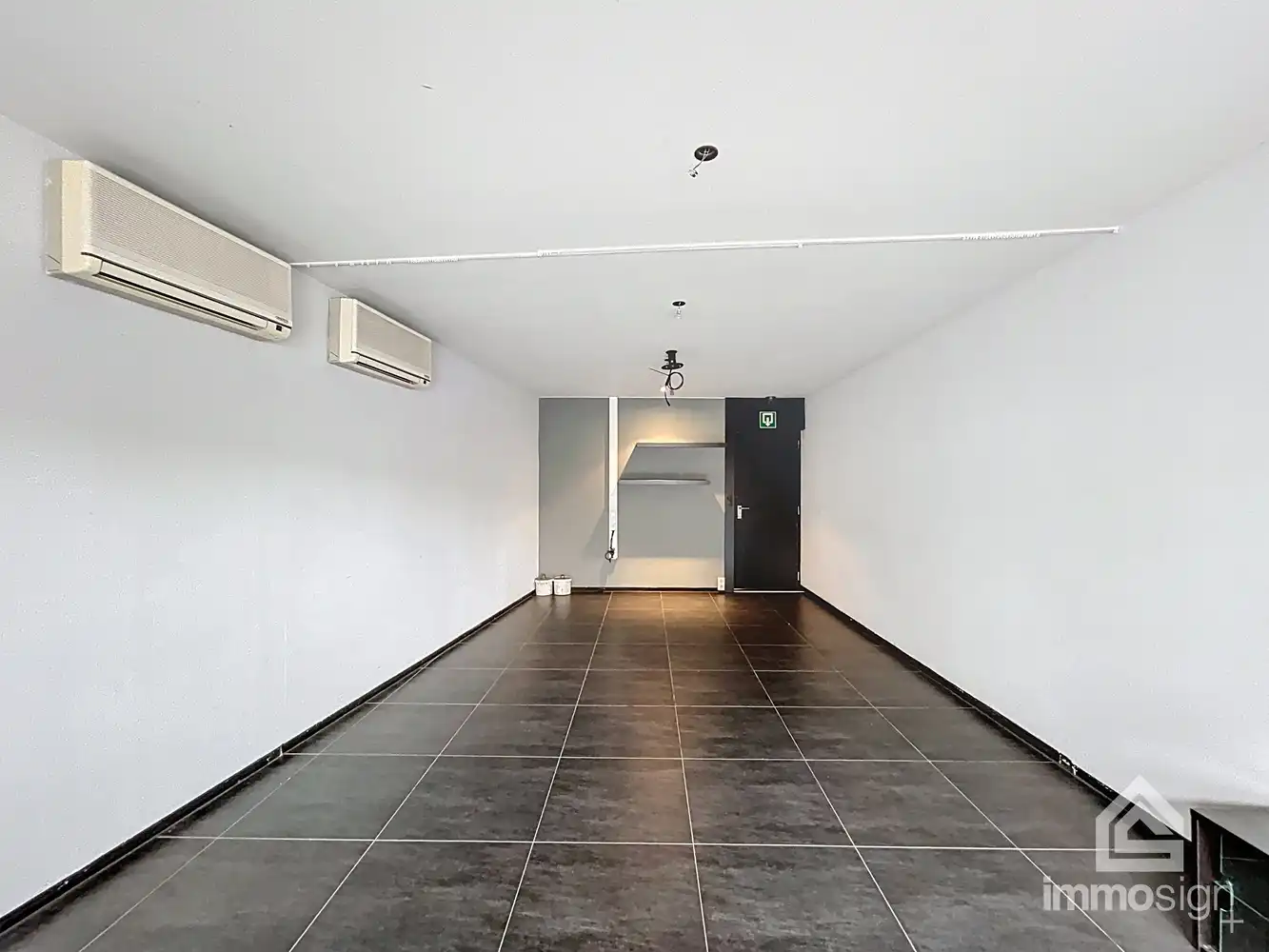 Ideale locatie voor jouw zaak in het hart van Hamont! foto 12