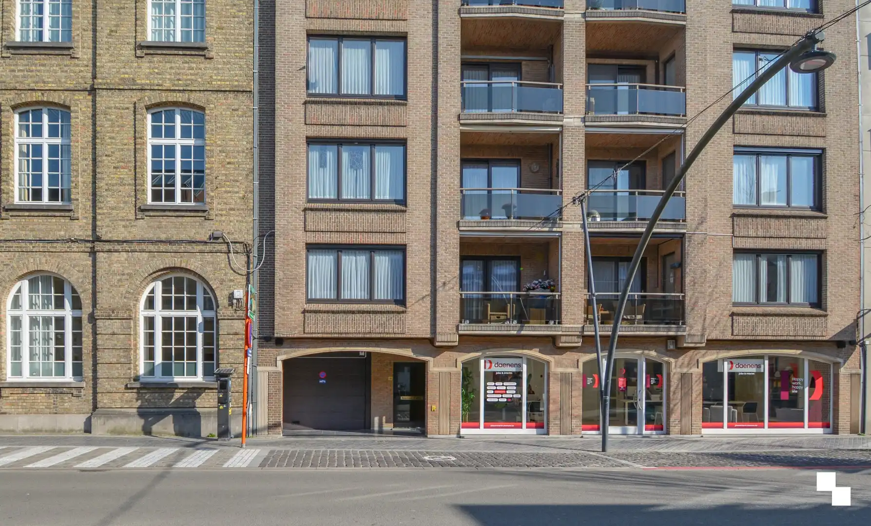 Zéér verzorgd, gerenoveerd 3-slaapkamer appartement te Roeselare foto 29