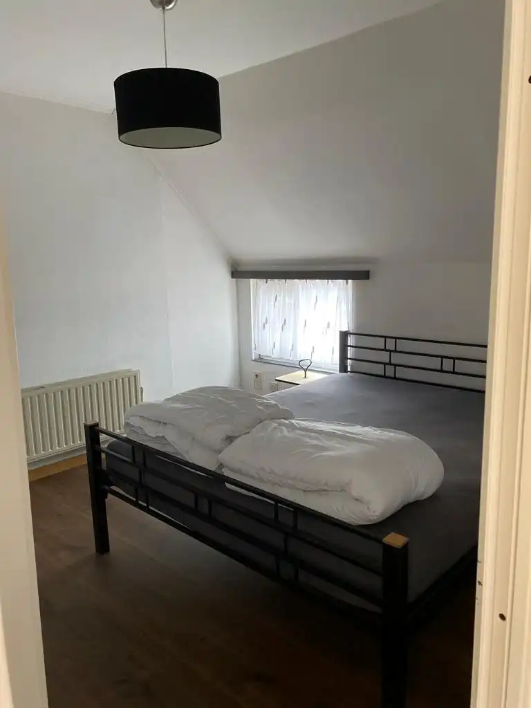 Charmante starterswoning met 2 slaapkamers in Kwatrecht foto 7