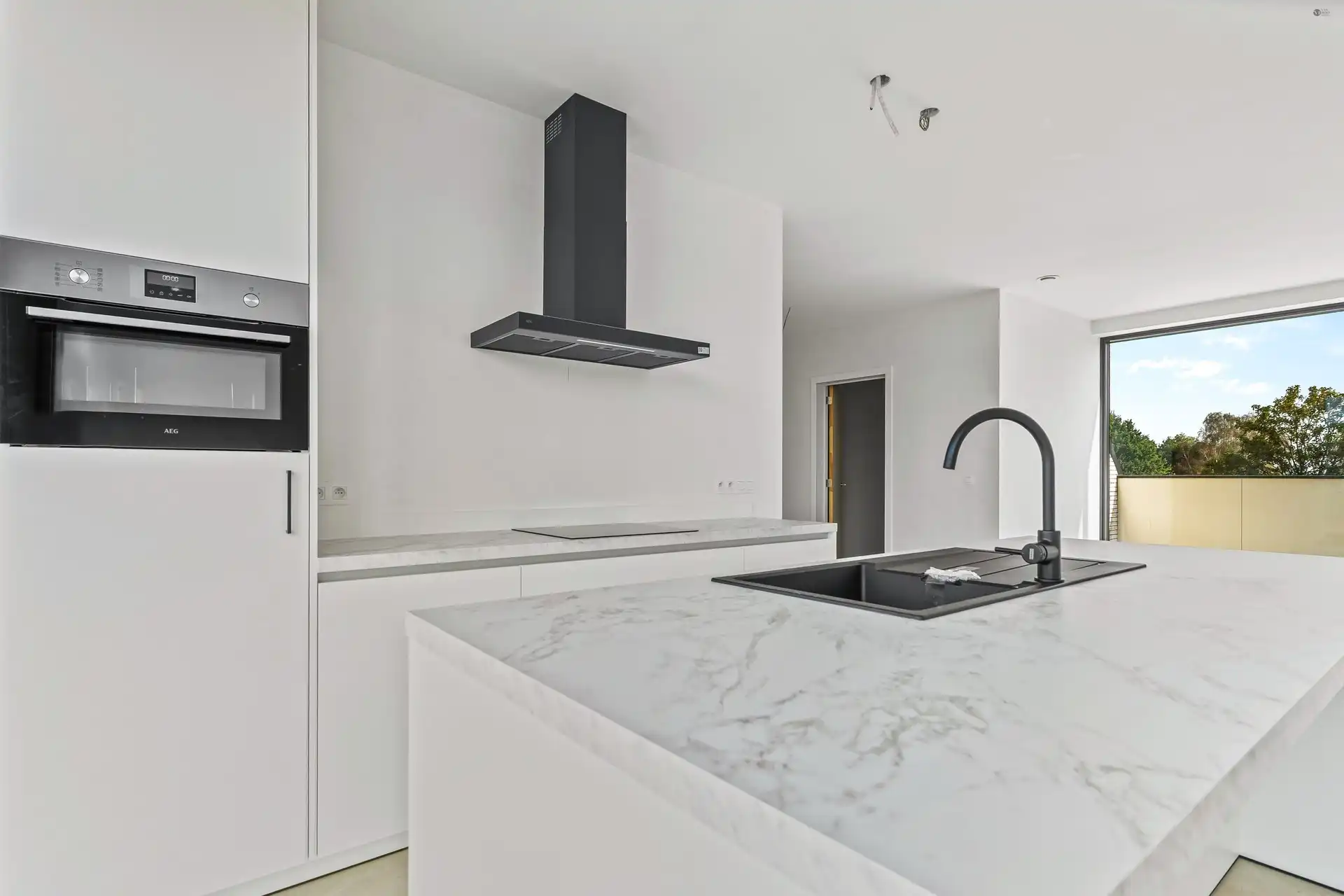 Ruim dakappartement met prachtig zicht op groen foto 4