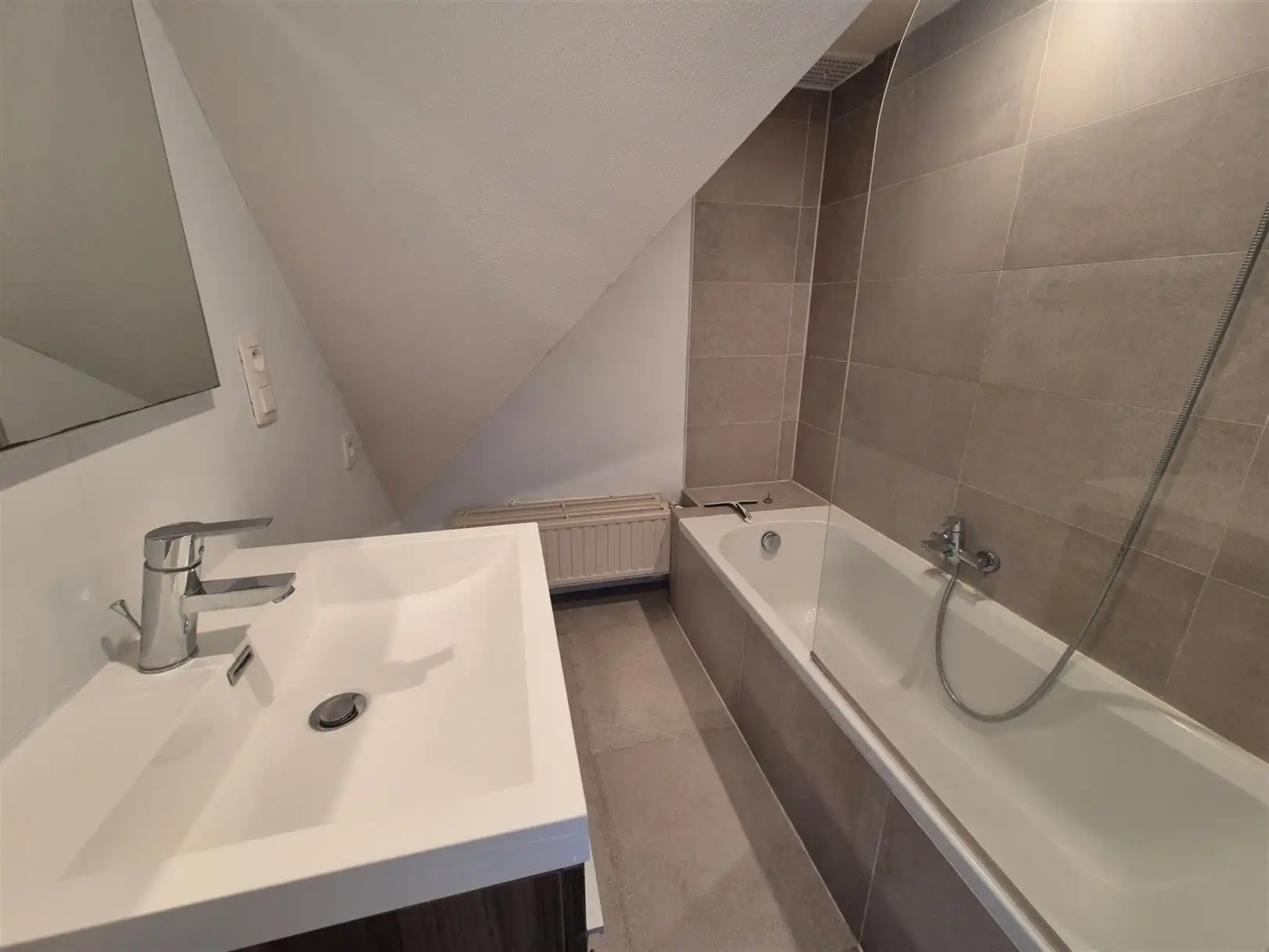 Jaarbasis - 2-kamer appartement inclusief garage foto 6