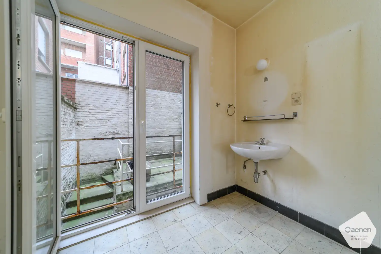 Gelijkvloers 2-slaapkamerappartement met frontaal zeezicht op de Zeedijk van Koksijde foto 12